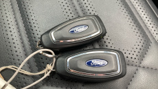 Ford Puma 1.0 EcoBoost Hybrid mHEV ST-Line Vignale 5dr Petrol Hatchback